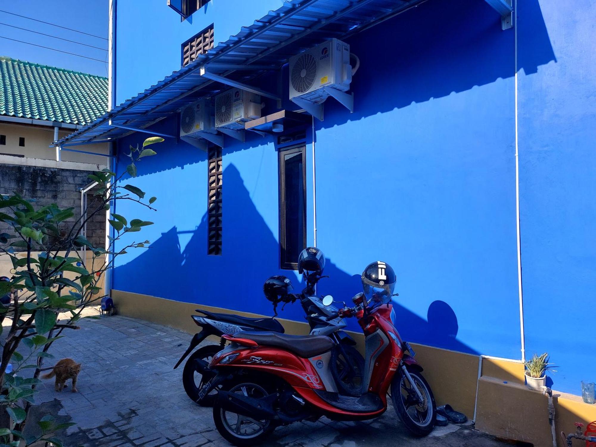 Отель Griya Tugu Jogja Syariah Джокьякарта Экстерьер фото